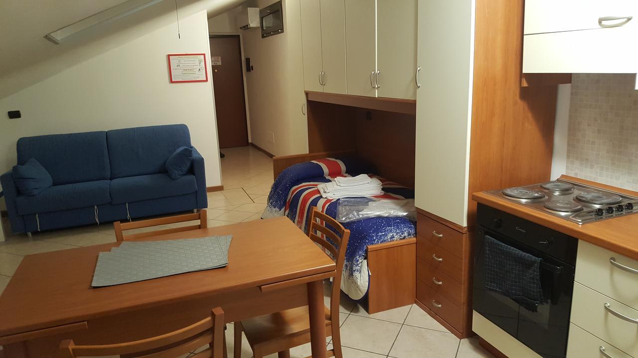 Apartamento Residenza Teodolinda Monza Exterior foto