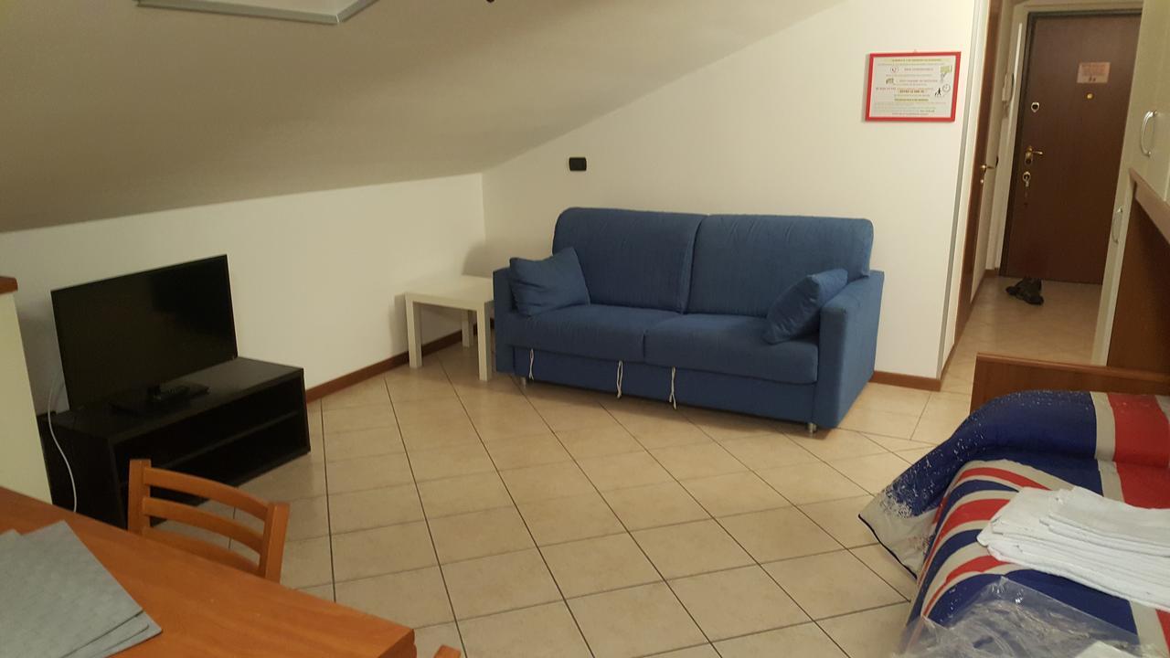 Apartamento Residenza Teodolinda Monza Exterior foto